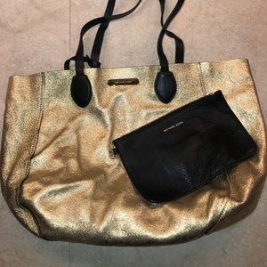 Micheal Kors REVERSIBLE Purse
